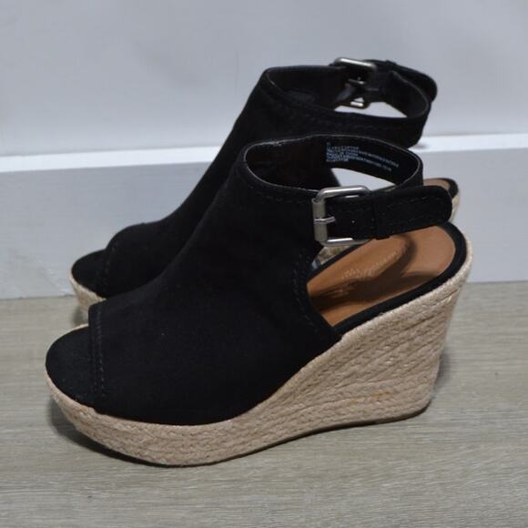 Universal Thread Shoes - Universal Thread Black & Tan Espadrille Wedge Sandal Size 5